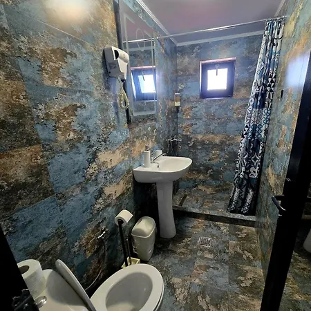 Cet Muncitori *